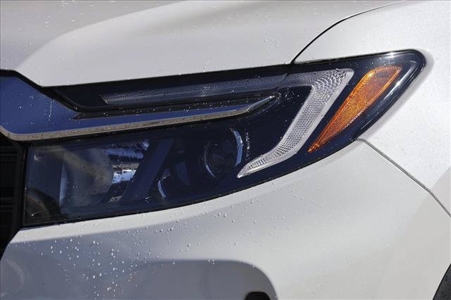 Used 2023 Honda Passport EX-L image 10