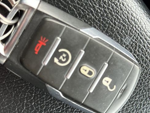 Used 2022 RAM 1500 Laramie image 33