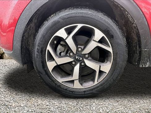 Used 2021 Kia Sportage LX image 8