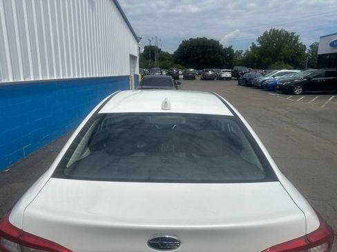 Used 2018 Subaru Impreza 2.0i Premium w/ Eyesight & BSD & Rcta AWD/4WD image 7