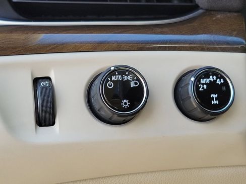 Used 2019 Cadillac Escalade Luxury image 27