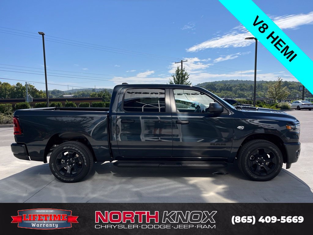 New 2026 RAM 1500 Express AWD/4WD image 22