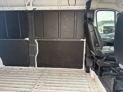 Used 2023 RAM ProMaster 2500 FWD image 17