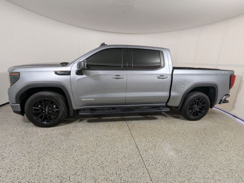 Used 2023 GMC Sierra 1500 Elevation AWD/4WD image 3