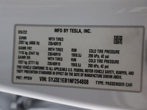 Used 2022 Tesla Model 3 Long Range AWD/4WD image 40