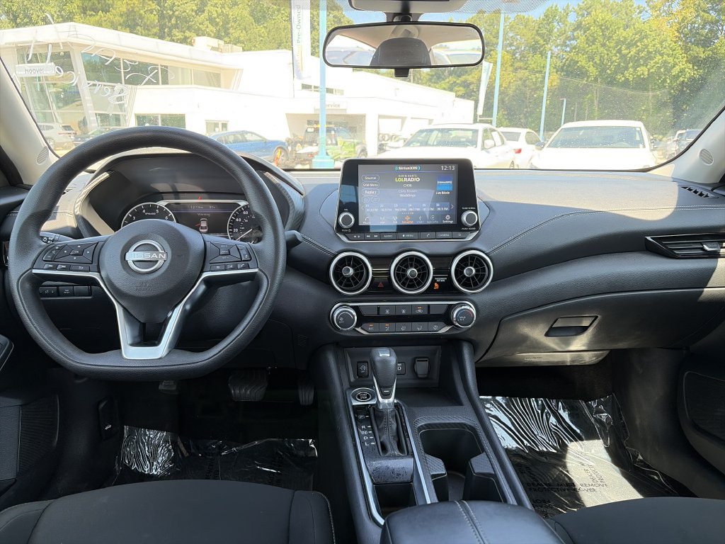 Used 2024 Nissan Sentra SV FWD image 2