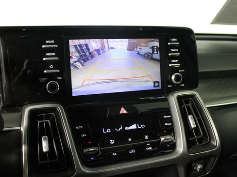 Used 2021 Kia Sorento S w/ Panoramic Sunroof Package image 15