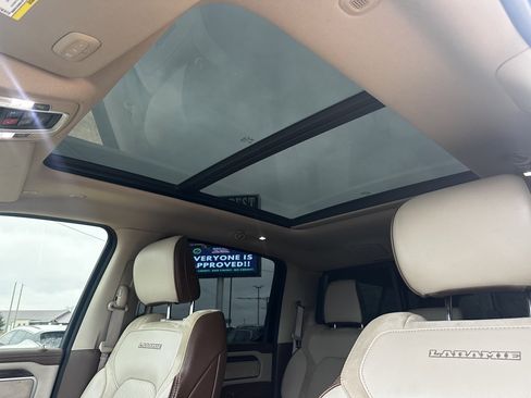 Used 2019 RAM 1500 Laramie image 28