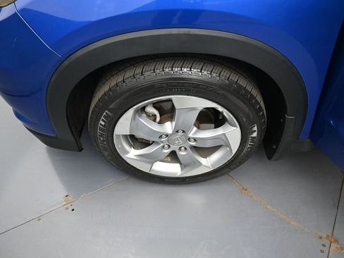 Used 2018 Honda HR-V LX image 31