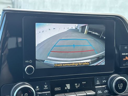 Certified 2023 Toyota Highlander LE w/ Protection Package #3 (TMS) image 19