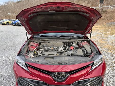 Used 2019 Toyota Camry LE image 27