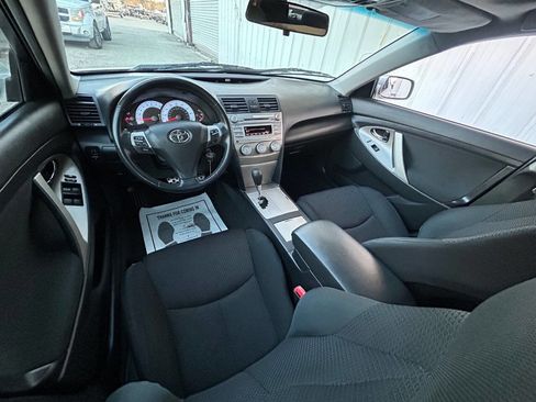 Used 2011 Toyota Camry SE w/ SE Extra-Value Pkg #1 image 16