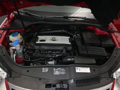 Used 2010 Volkswagen Eos Komfort FWD image 12