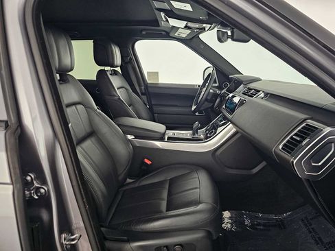 Used 2022 Land Rover Range Rover Sport SE AWD/4WD image 10