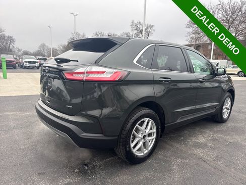 Used 2024 Ford Edge SEL w/ Convenience Package AWD/4WD image 6
