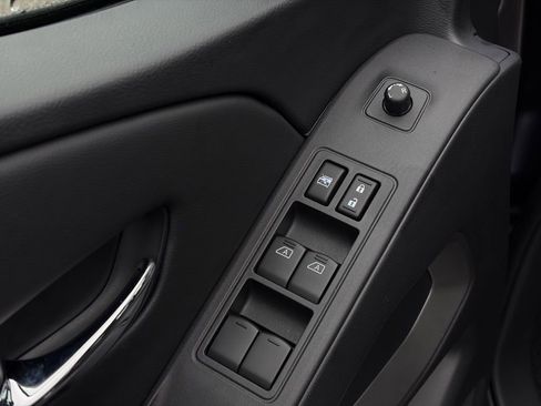 New 2026 Nissan Frontier SV w/ SV Convenience Package image 10