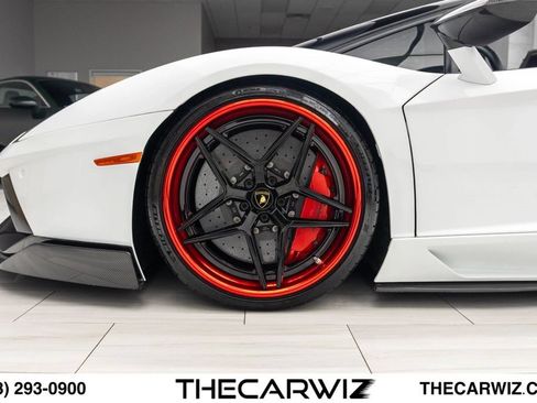 Used 2017 Lamborghini Aventador LP 700-4 AWD/4WD image 11