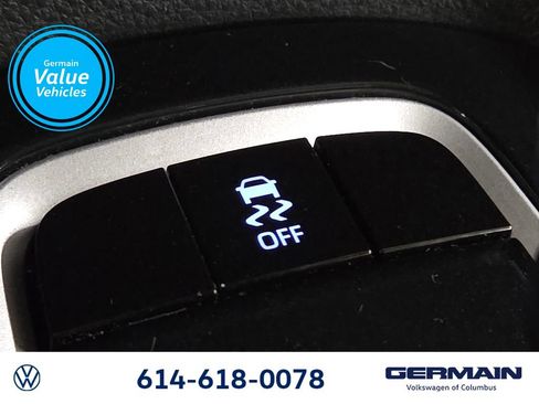 Used 2020 Toyota Corolla LE FWD image 27