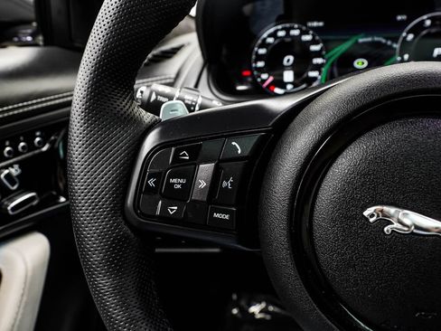 Used 2024 Jaguar F-TYPE R AWD/4WD image 34