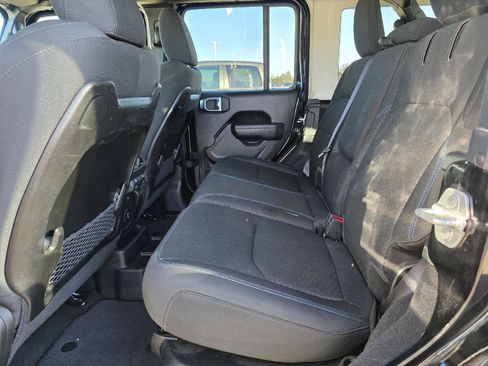 Used 2025 Jeep Wrangler Unlimited Rubicon 4xe w/ Convenience Group image 43