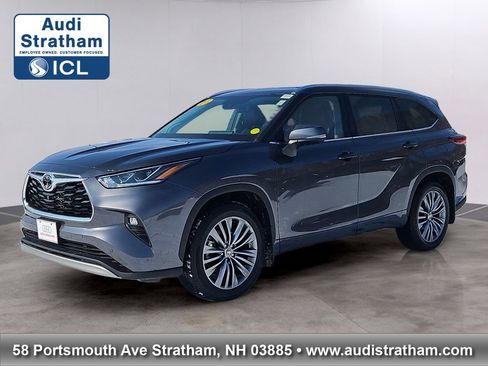 Used 2021 Toyota Highlander Platinum image 1