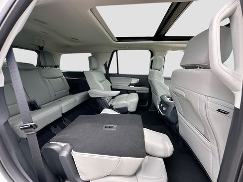 New 2026 Ford Expedition Active RWD image 26