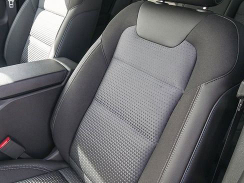 New 2026 Chevrolet Trax LT w/ Driver Confidence Package image 21