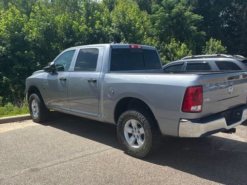 Used 2023 RAM 1500 Classic SLT w/ Trailer & Traction Group AWD/4WD image 2