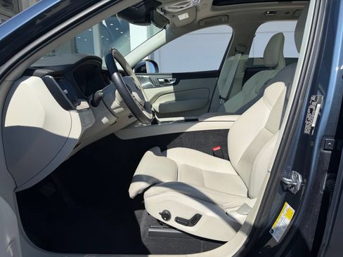 Used 2019 Volvo XC60 T5 Inscription AWD/4WD image 15