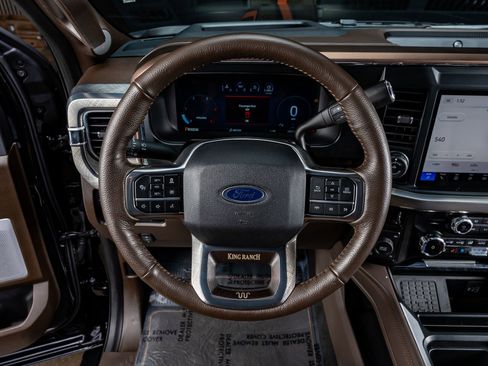 Used 2025 Ford F350 King Ranch w/ Chrome Package image 19