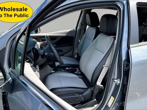 Used 2015 Buick Encore Convenience FWD image 15