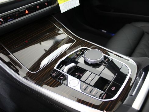 New 2026 BMW X5 sDrive40i w/ Climate Comfort Package image 17