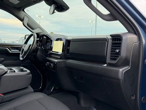 Used 2024 Chevrolet Silverado 1500 LT image 21