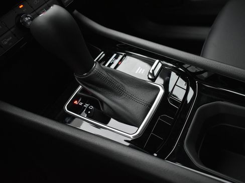 New 2026 Jeep Compass Latitude image 30