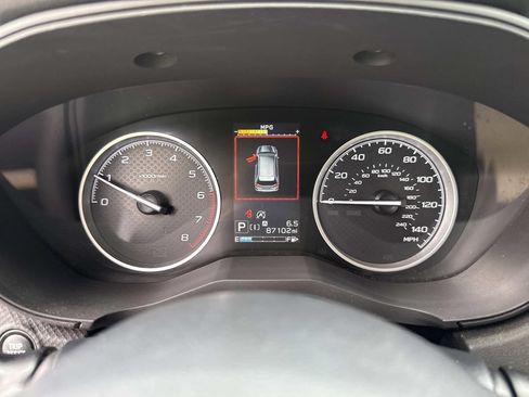 Used 2019 Subaru Forester Premium AWD/4WD image 40