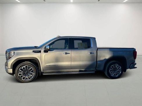 Used 2024 GMC Sierra 1500 Denali Ultimate image 4