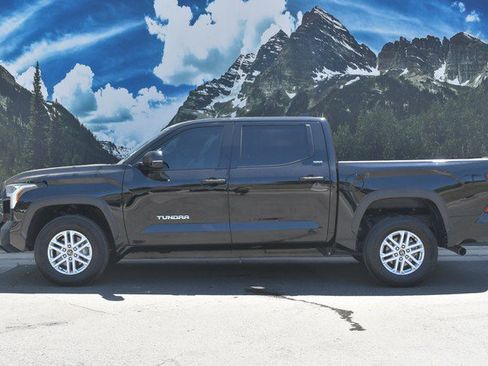Used 2024 Toyota Tundra SR5 w/ SR5 Convenience Package AWD/4WD image 7