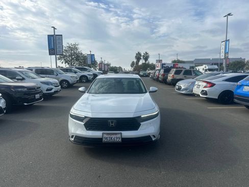 Used 2024 Honda Accord EX-L image 1