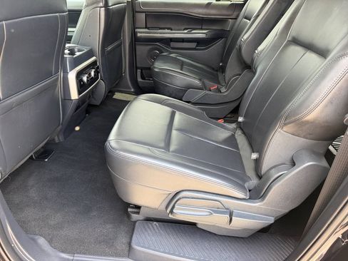 Used 2024 Ford Expedition Max XLT AWD/4WD image 14