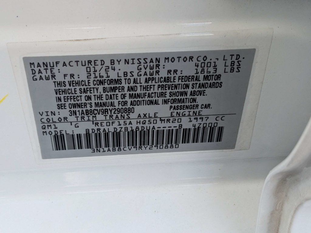 Used 2024 Nissan Sentra SV FWD image 23