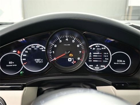 Used 2022 Porsche Cayenne S image 15