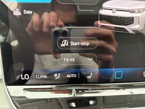 New 2026 Volkswagen Tiguan SE AWD/4WD image 16