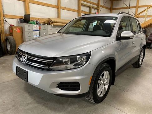 Used 2017 Volkswagen Tiguan S AWD/4WD image 13