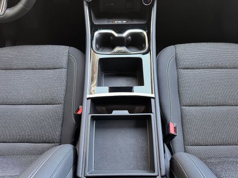 New 2025 Chevrolet Traverse LT w/ Enhanced Driving Package image 17