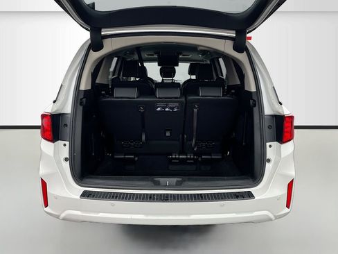 Used 2025 Honda Odyssey Elite image 29