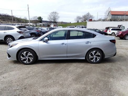 Used 2020 Subaru Legacy Premium image 2