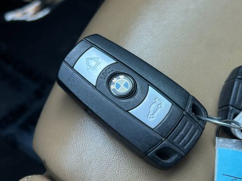 Used 2009 BMW M3 Convertible RWD image 27
