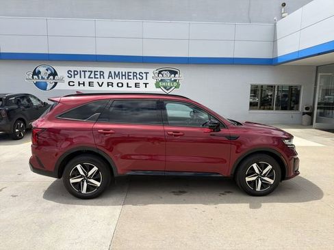 Used 2023 Kia Sorento S w/ Panoramic Sunroof Package FWD image 11