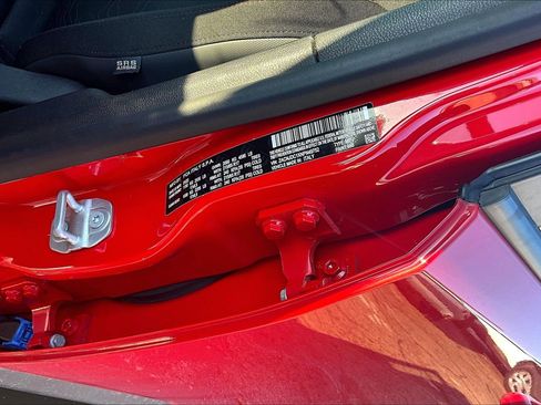 Used 2022 Jeep Renegade Trailhawk image 4