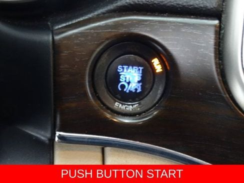 Used 2015 Jeep Grand Cherokee Limited AWD/4WD image 9